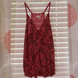Maurice’s Pink Paisley Top Size Medium